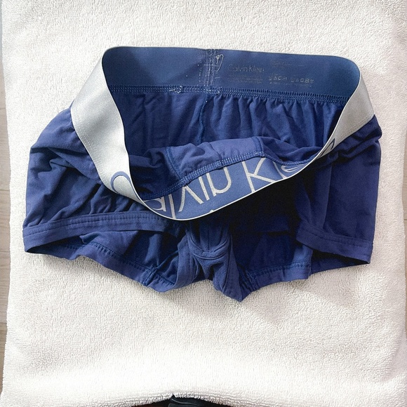 Calvin Klein Trunk - Picture 4 of 4